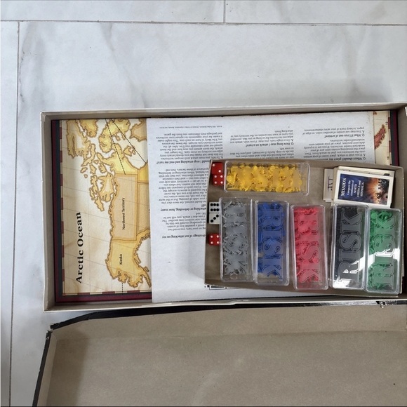 Vintage RISK Board Game by Parker Brothers - The World Conquest Game -1993 - Picture 2 of 9